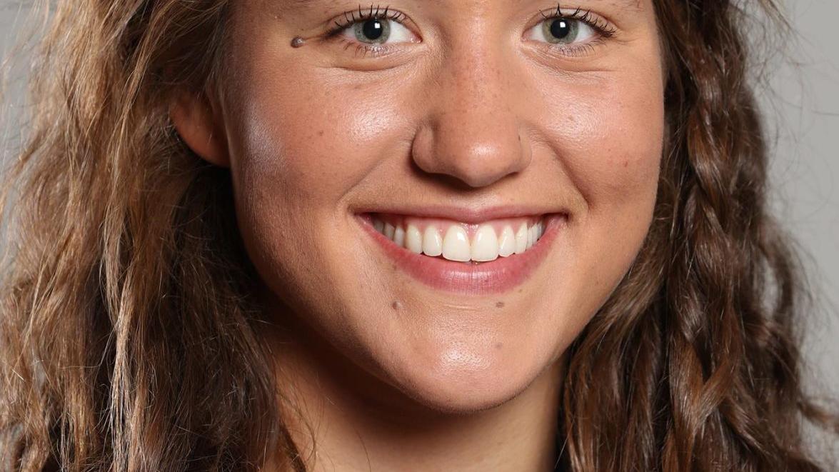 Work ethic, famous training partner has helped Arizona's Hannah Cox push her limit